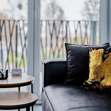 Apartman Sztuk Pieknych 4 & Prywatny Parking