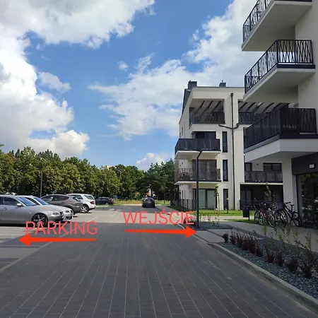 Apartman Sztuk Pieknych 4 & Prywatny Parking Piła